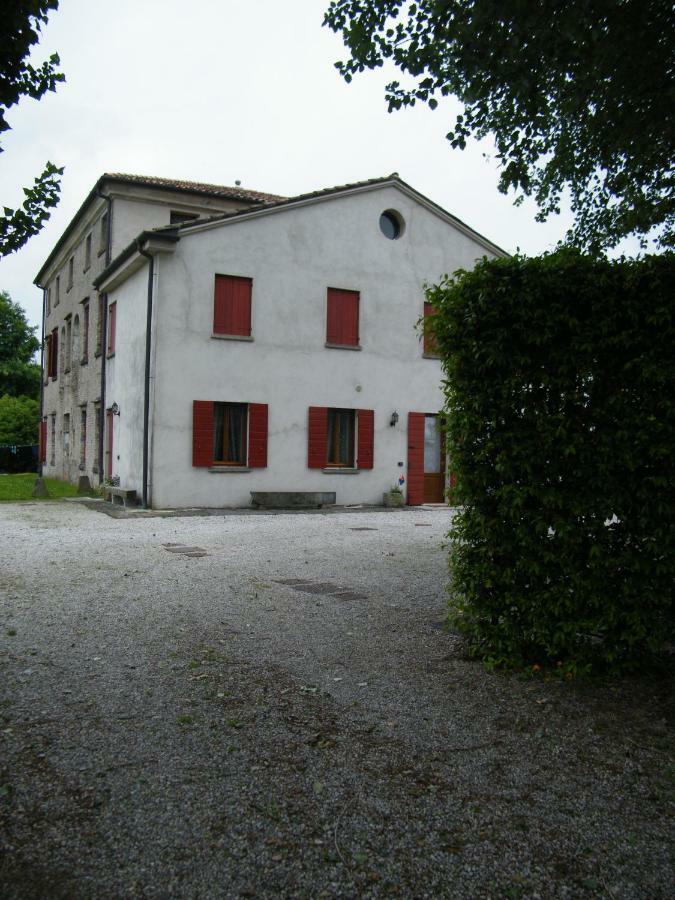 Il Nido Di Rondine Apartment Oderzo Bagian luar foto